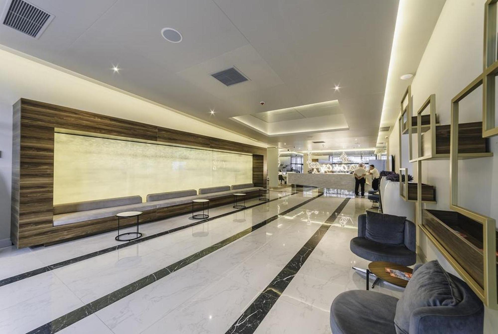 Best Apartment 巴统 外观 照片