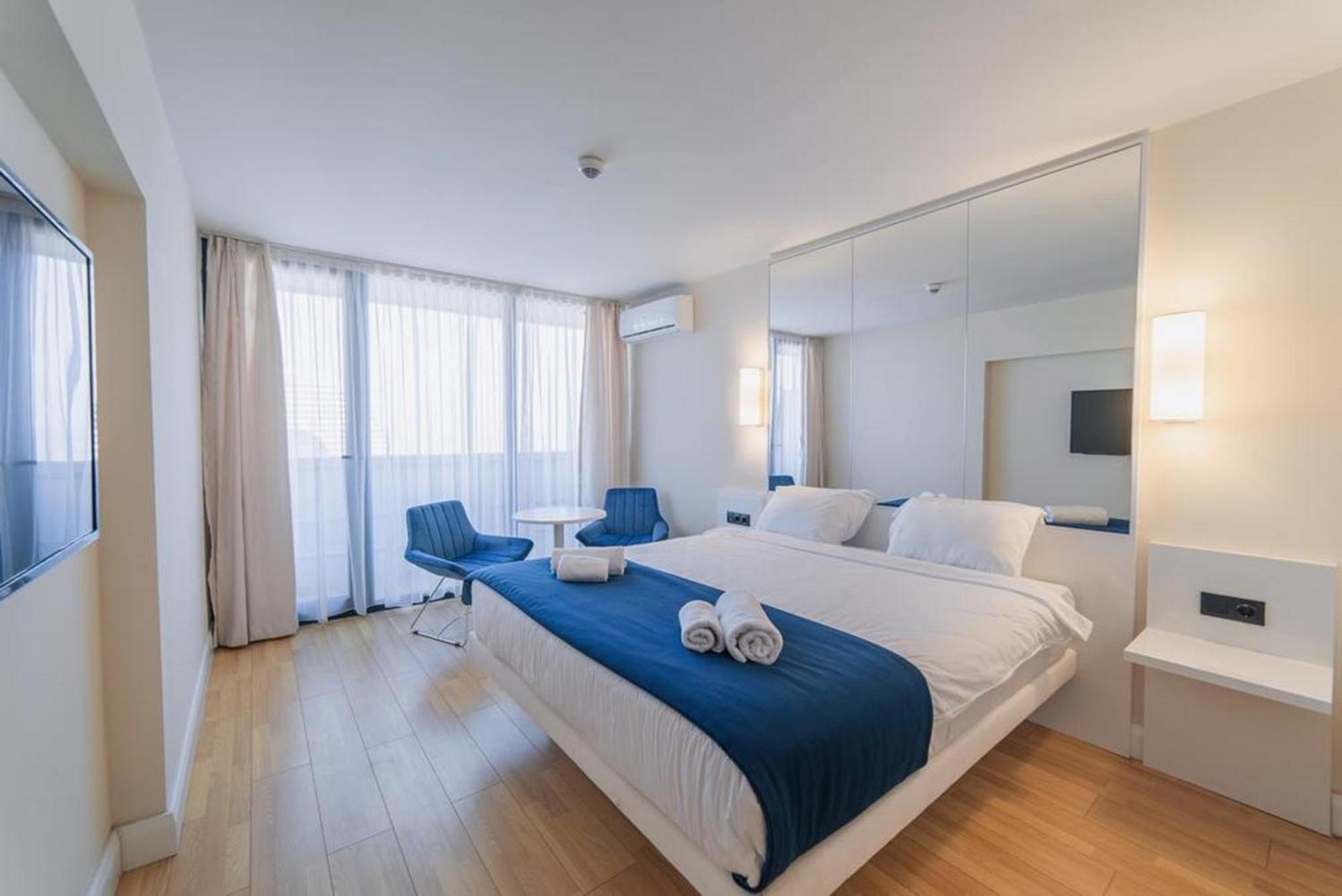 Best Apartment 巴统 外观 照片